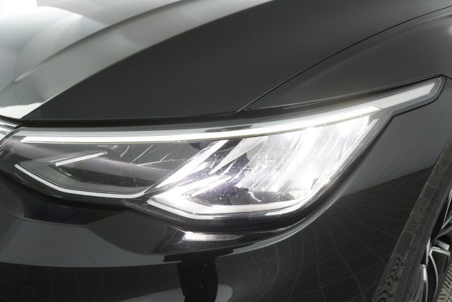 Volkswagen Golf 2024