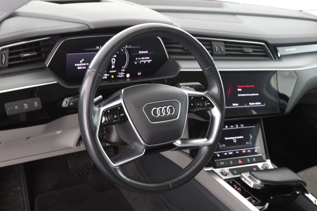 Audi e-tron 2021