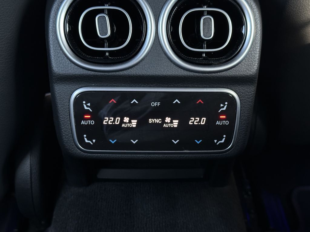 Mercedes-Benz C 300 2021