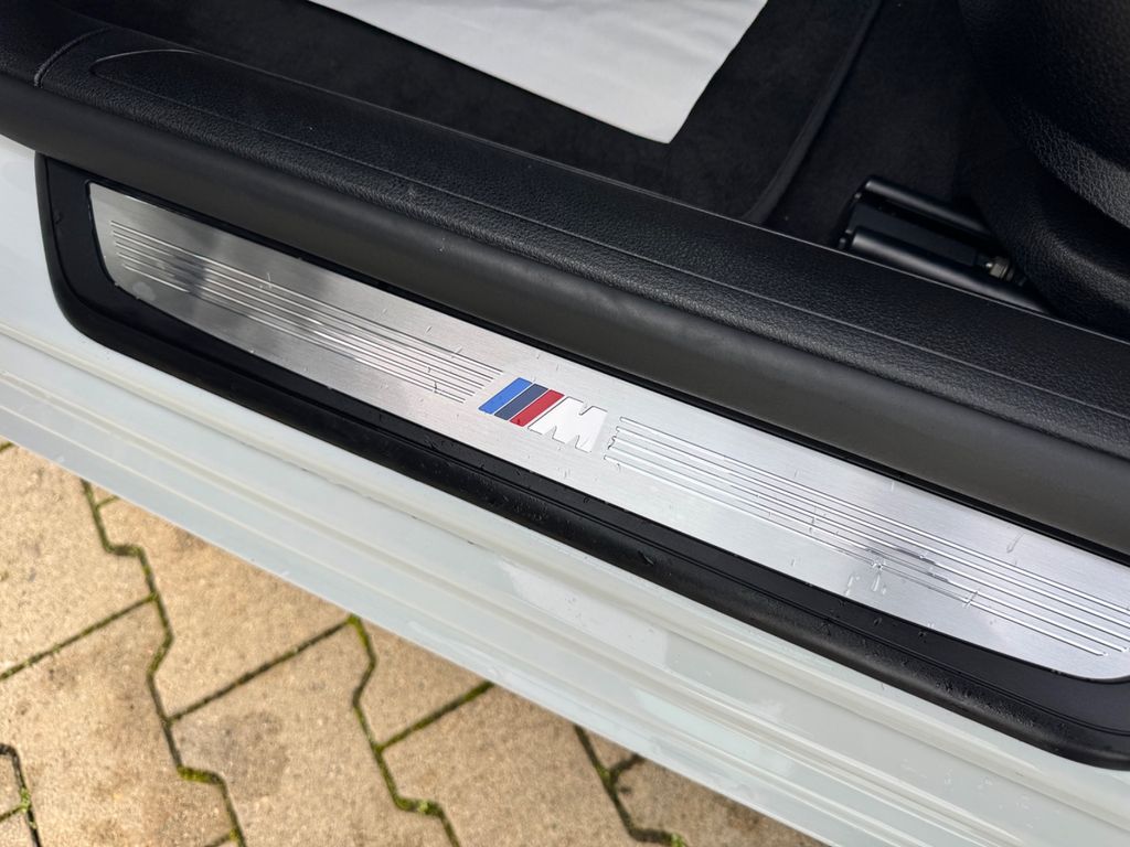 BMW 740 2011