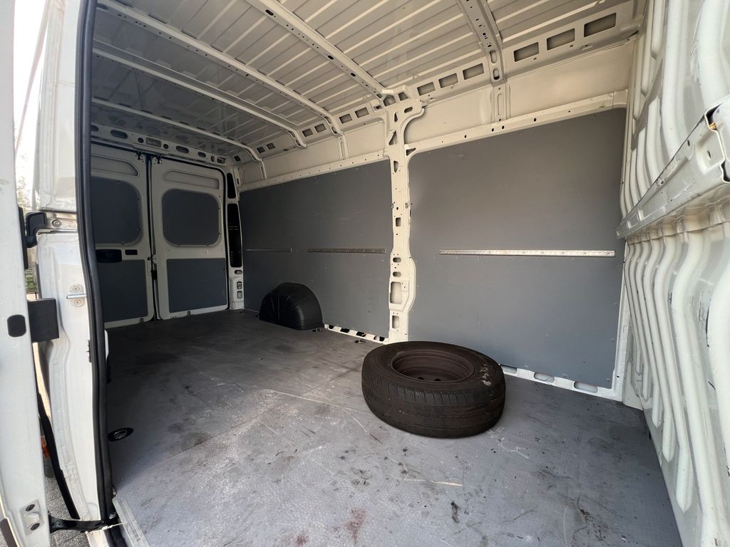 Peugeot Boxer 2021