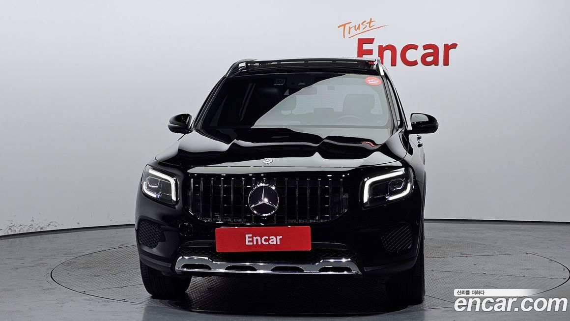 Mercedes-Benz GLB-Class 2020