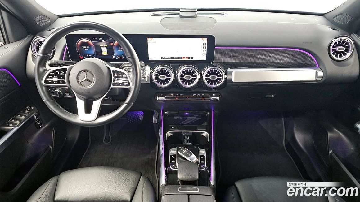 Mercedes-Benz GLB-Class 2020