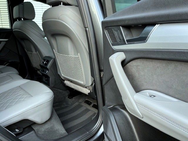 Audi SQ5 2021