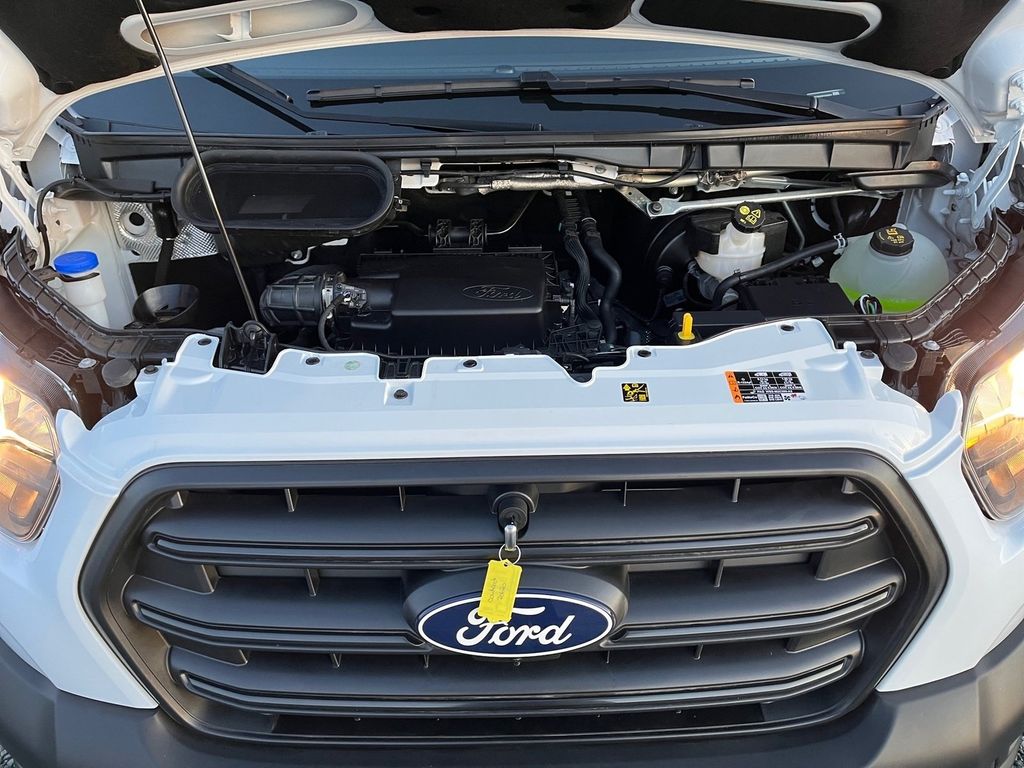 Ford Transit 2025