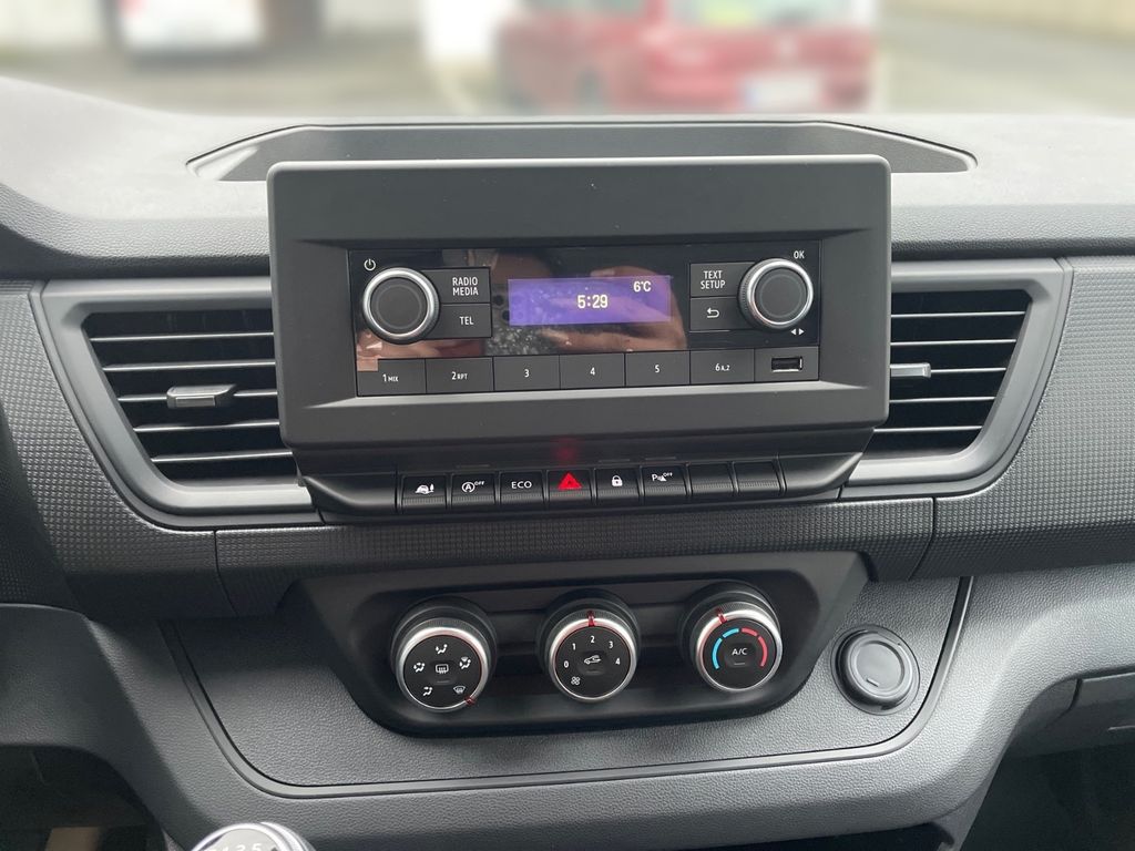 Renault Trafic 2023