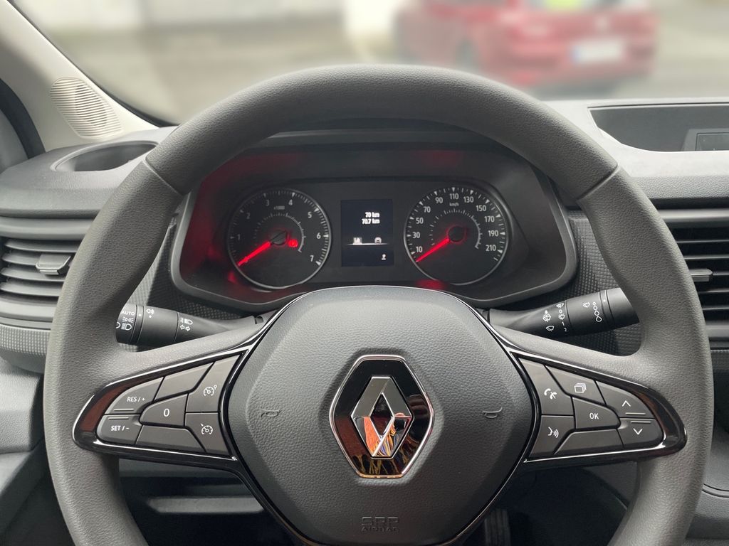 Renault Trafic 2023