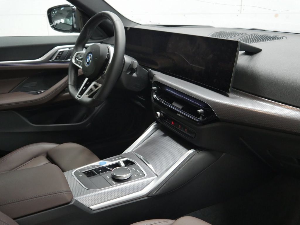 BMW i4 2025