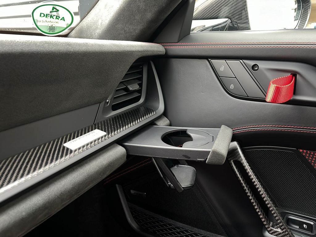 Porsche 992 2024