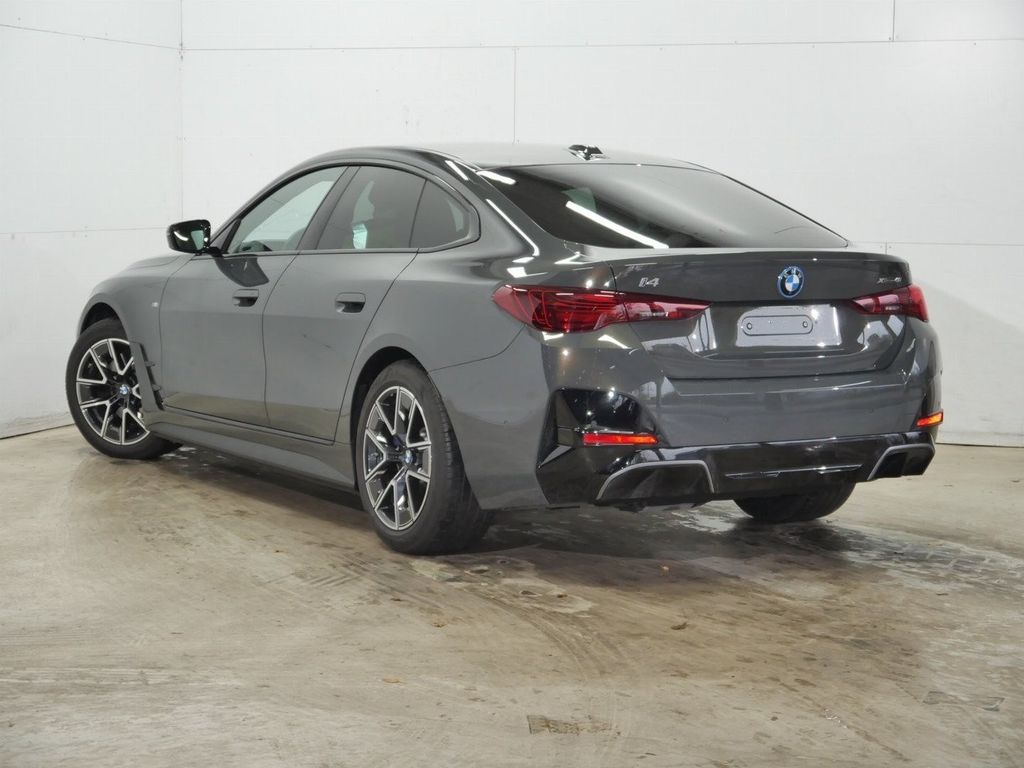 BMW i4 2025