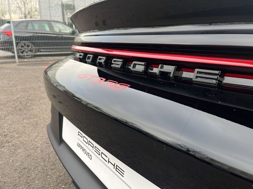 Porsche 992 2024