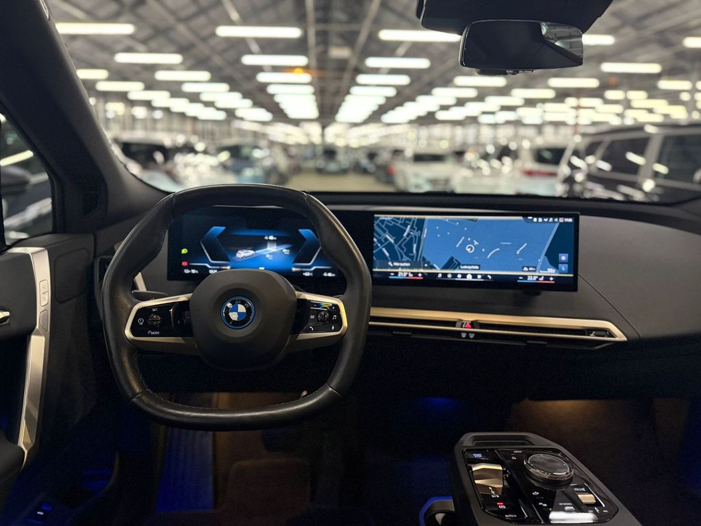 BMW iX 2023