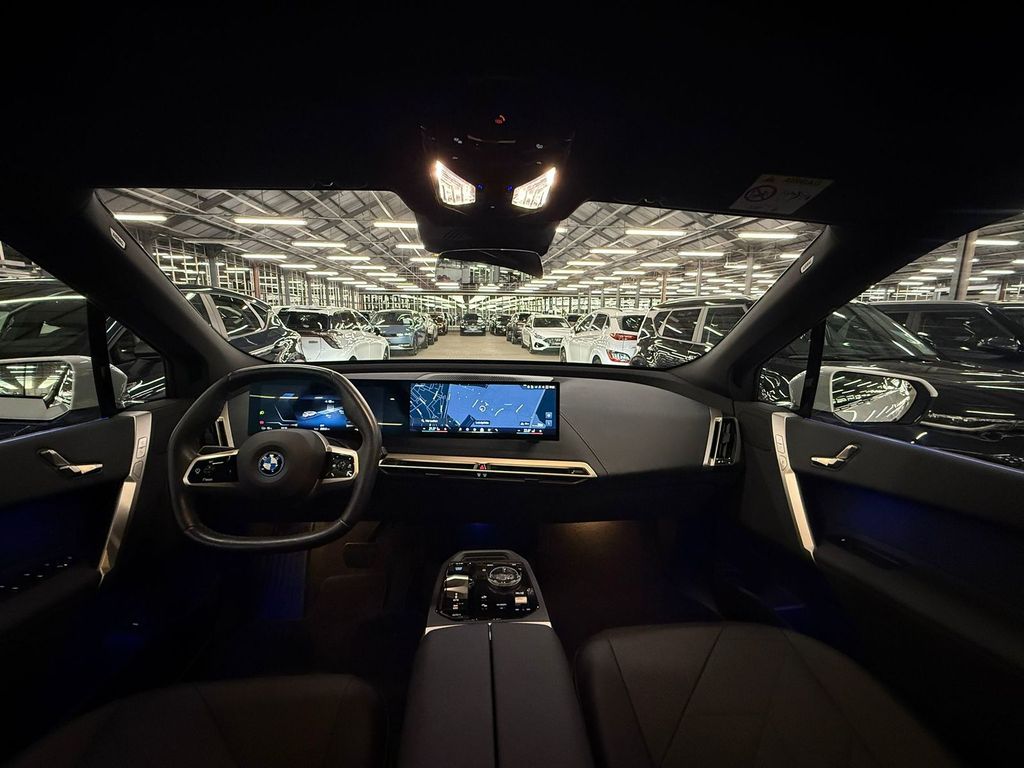 BMW iX 2023