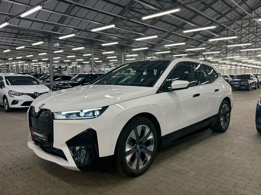 BMW iX 2023
