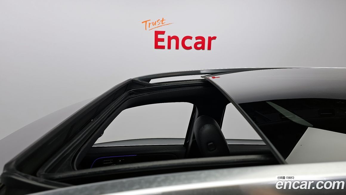 Mercedes-Benz GLB-Class 2020