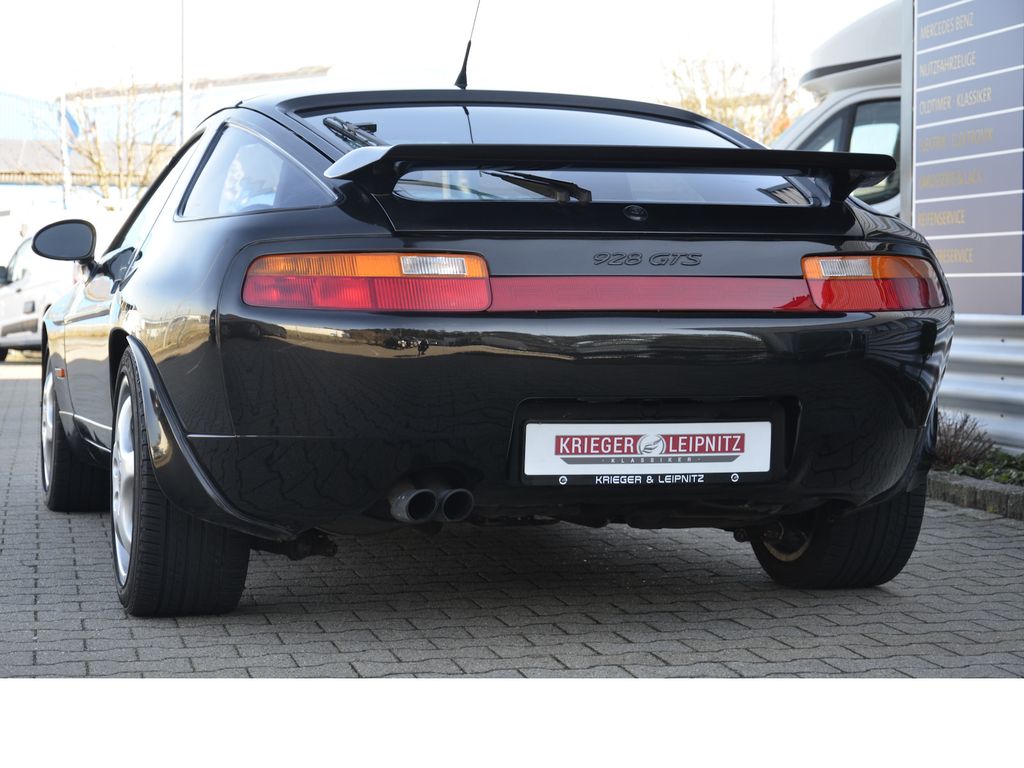 Porsche 928 1993