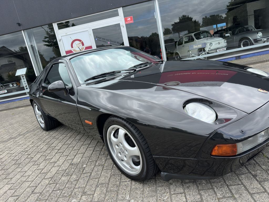 Porsche 928 1993