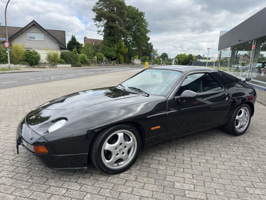 Porsche 928 1993