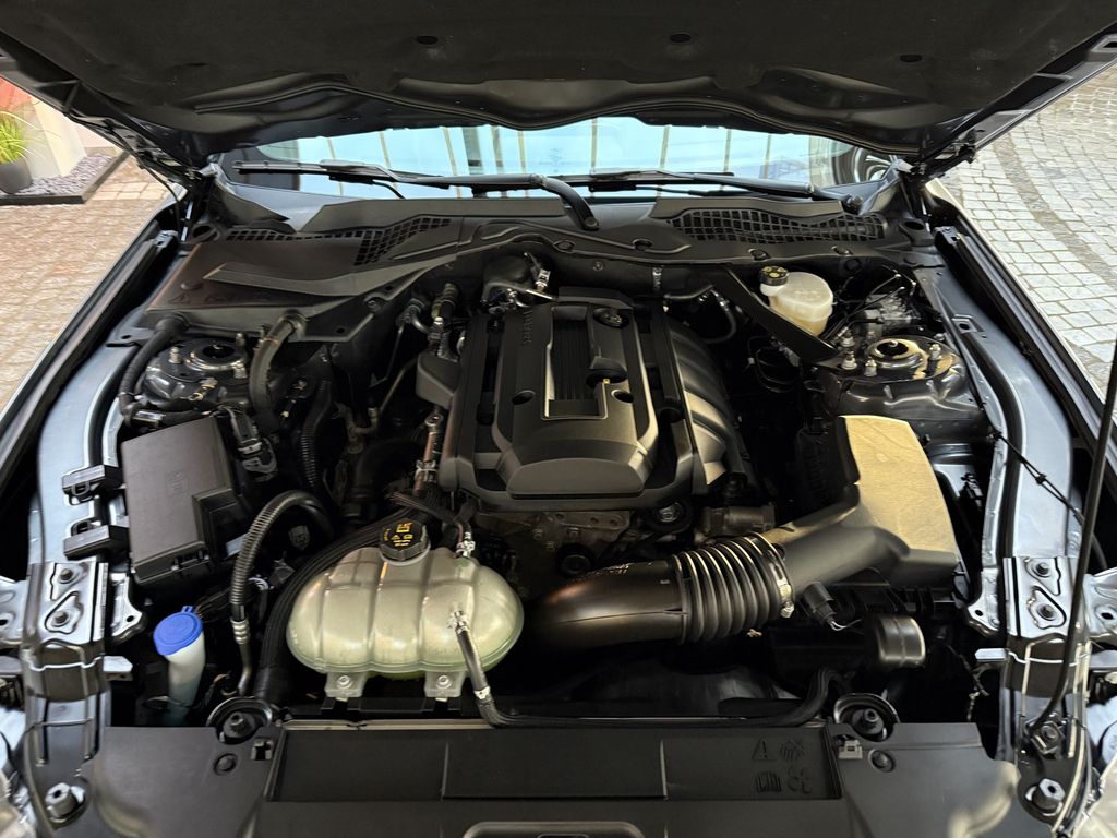 Ford Mustang 2024