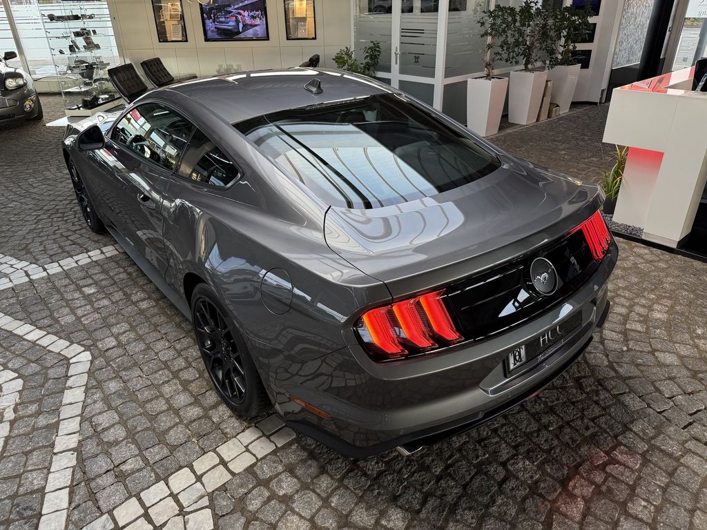 Ford Mustang 2024