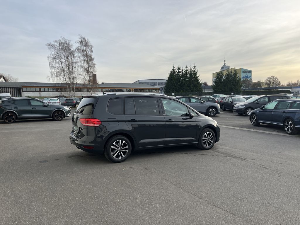 Volkswagen Touran 2021