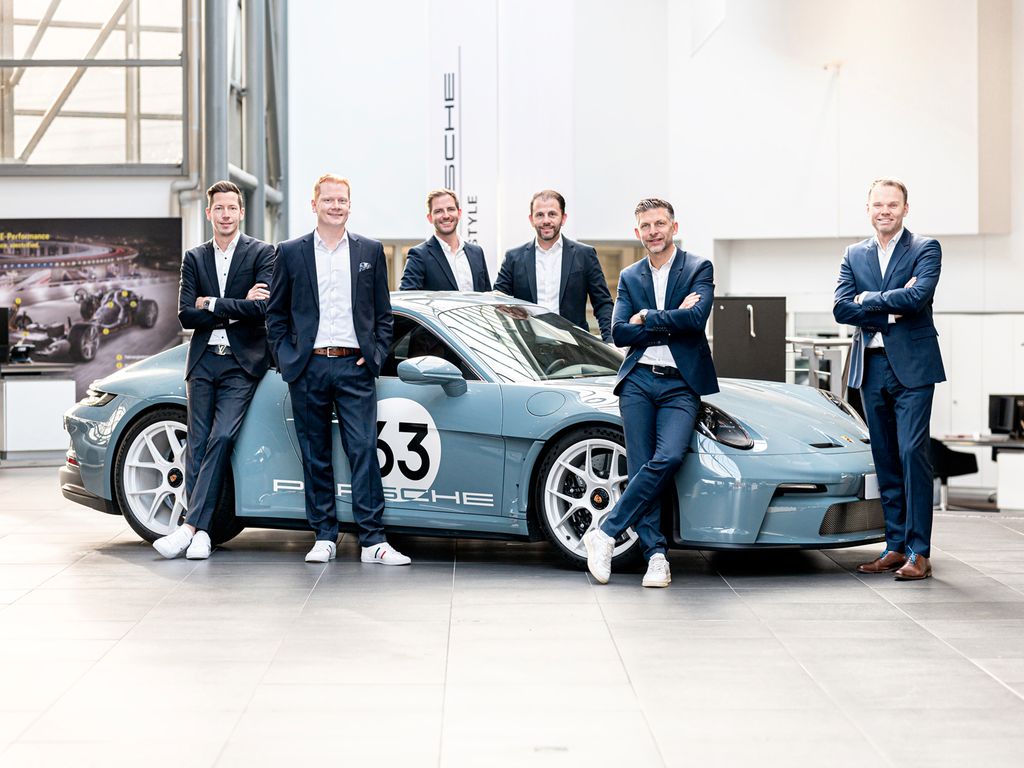 Porsche 992 2024