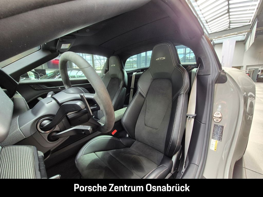 Porsche 992 2024