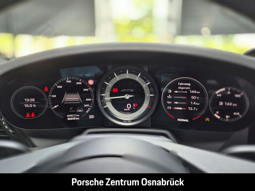 Porsche 992 2024