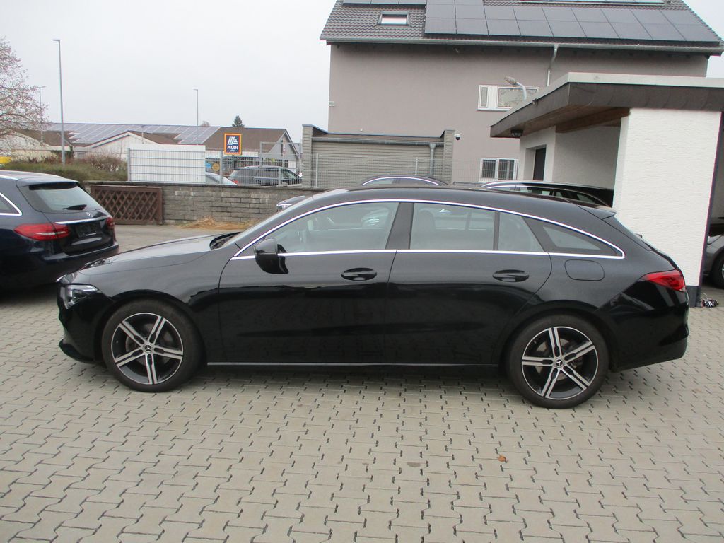 Mercedes-Benz CLA 200 Shooting Brake 2022