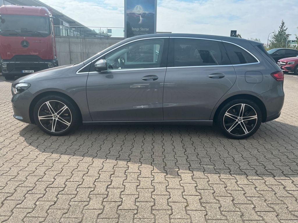 Mercedes-Benz B 250 2024