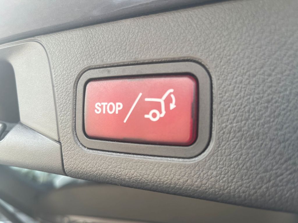 Mercedes-Benz B 250 2024