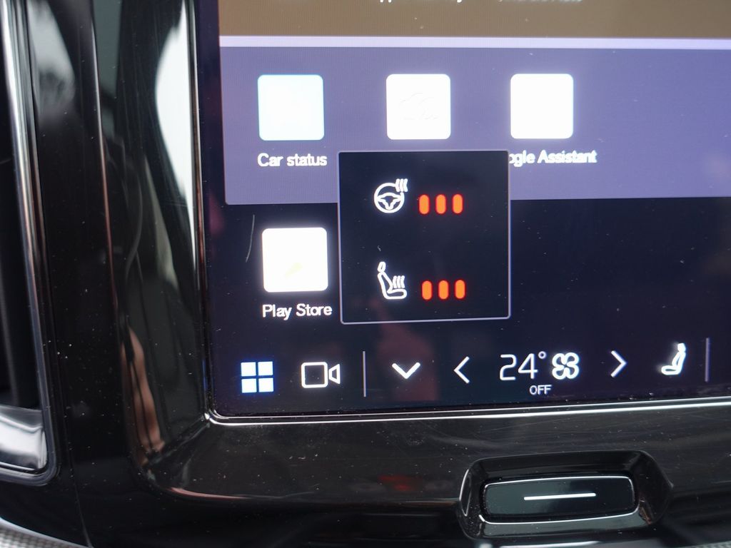 Volvo XC60 2025