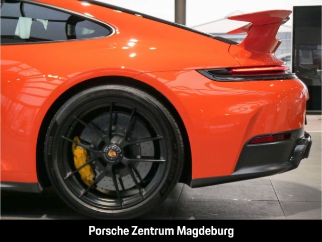 Porsche 992 2024