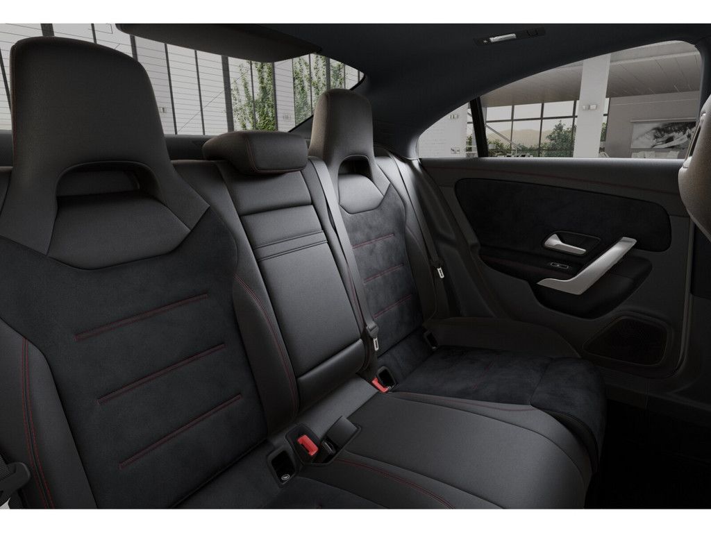 Mercedes-Benz CLA 180 2024