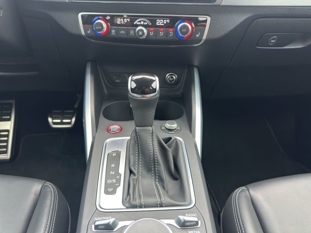 Audi SQ2 2021