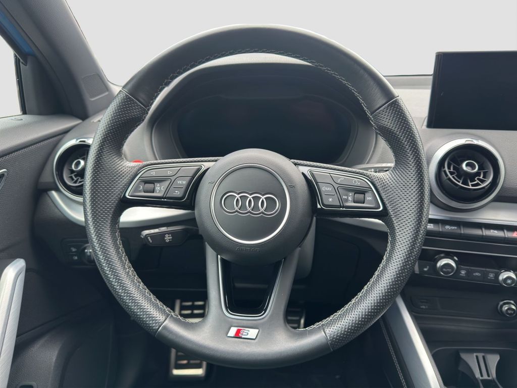 Audi SQ2 2021