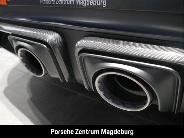 Porsche 992 2024