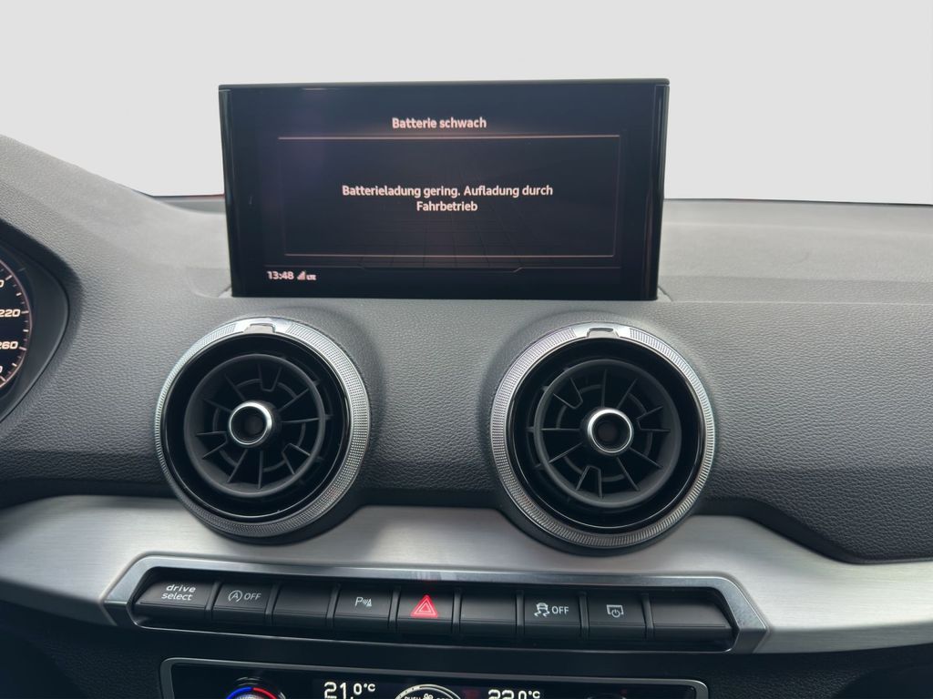 Audi SQ2 2021