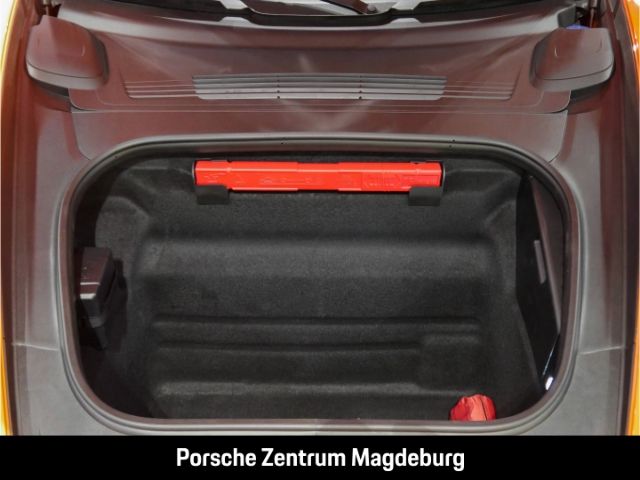 Porsche 992 2024