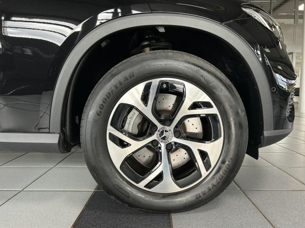 Mercedes-Benz GLC 300 2024