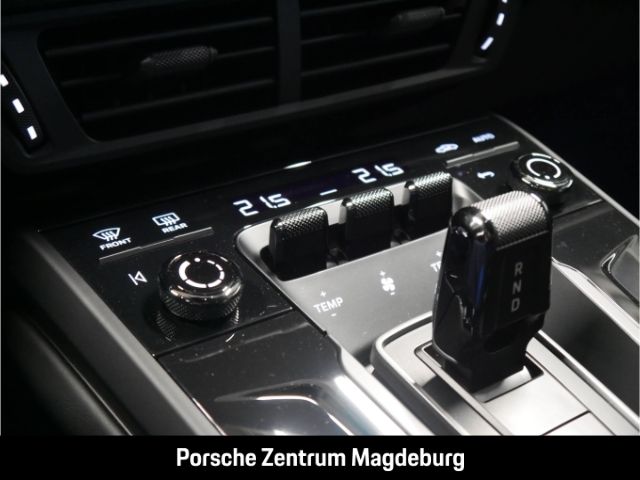 Porsche 992 2024