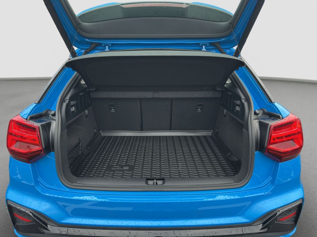 Audi SQ2 2021