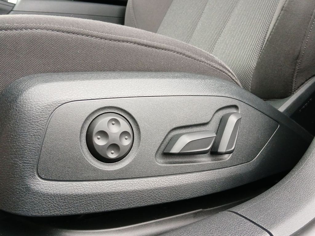Audi A4 2021
