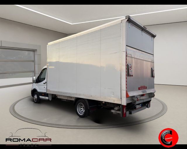 Ford Transit 2024