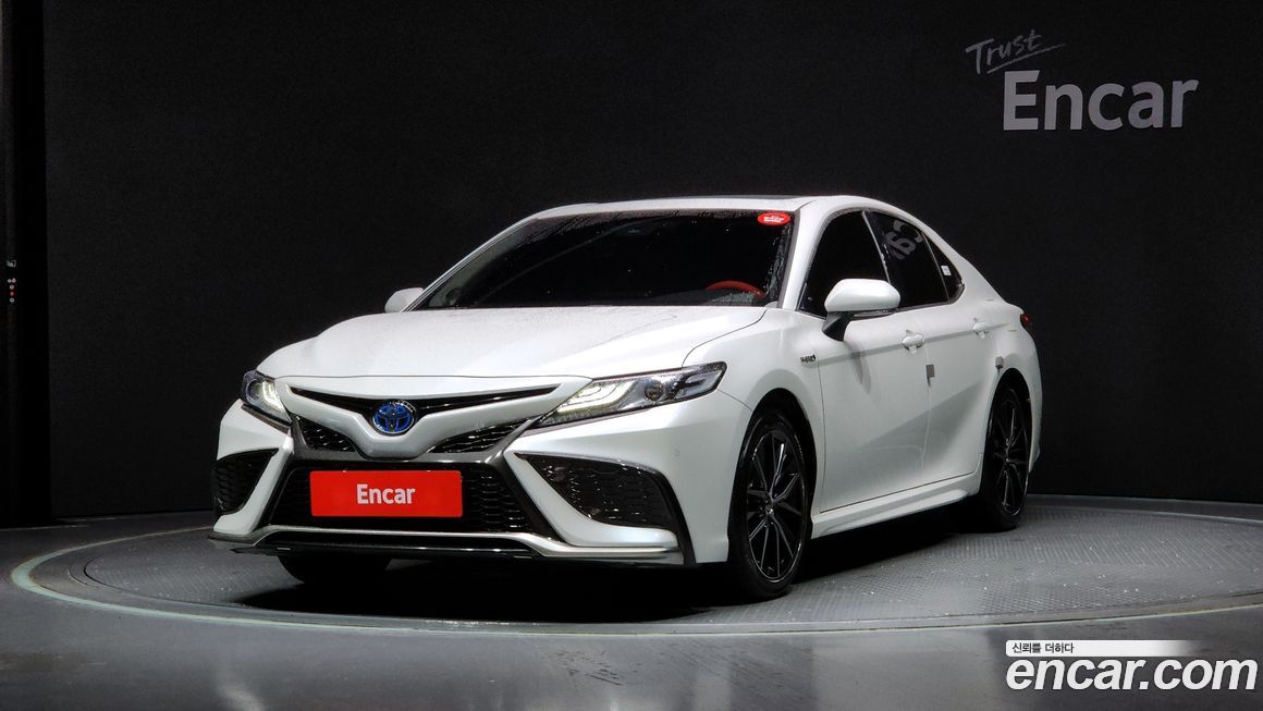 Toyota Camry 2024