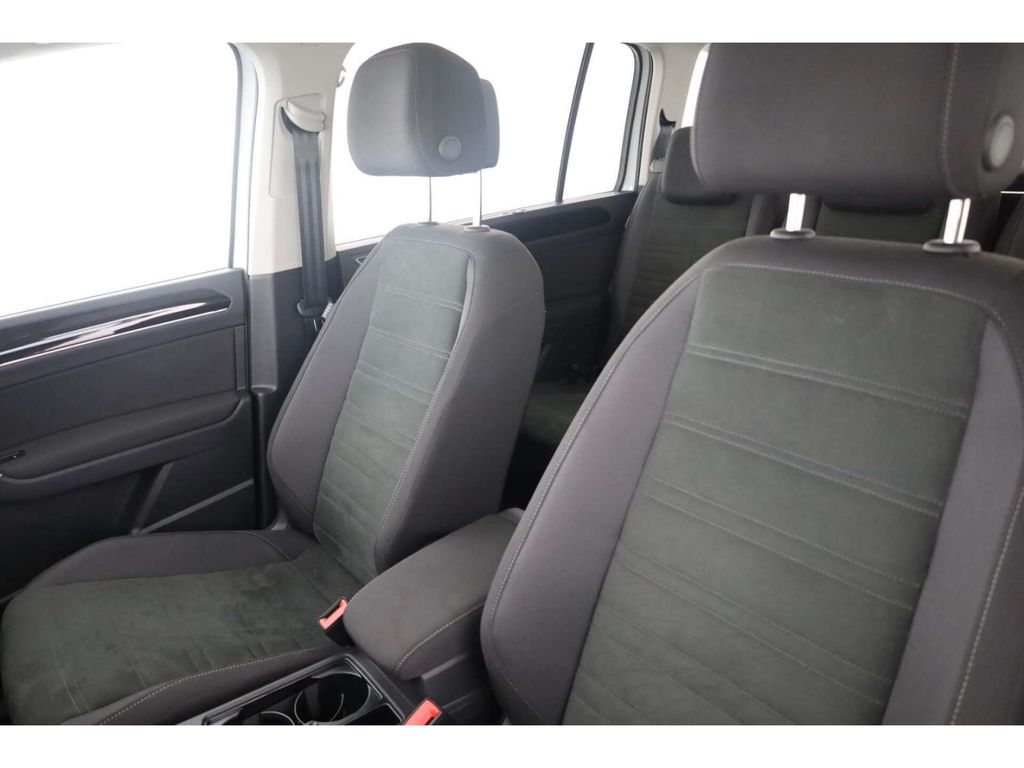 Volkswagen Touran 2025