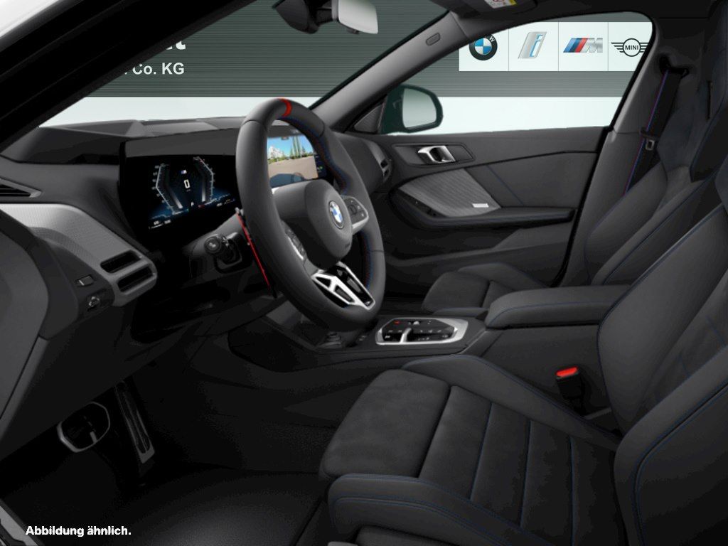 BMW M235