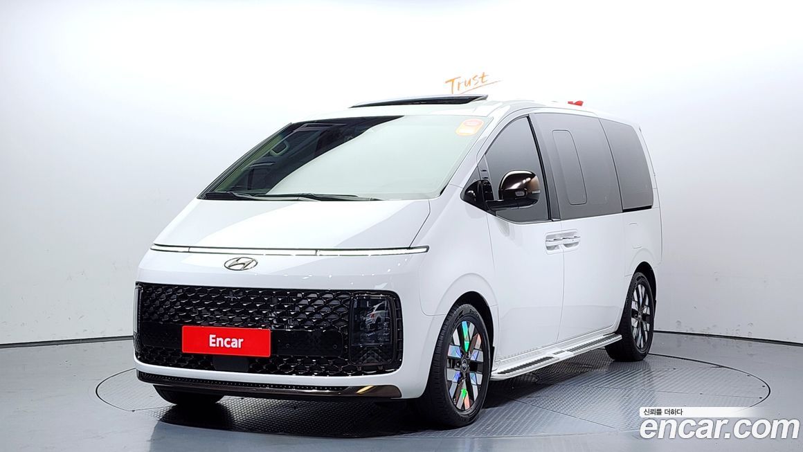 Hyundai Staria 2023