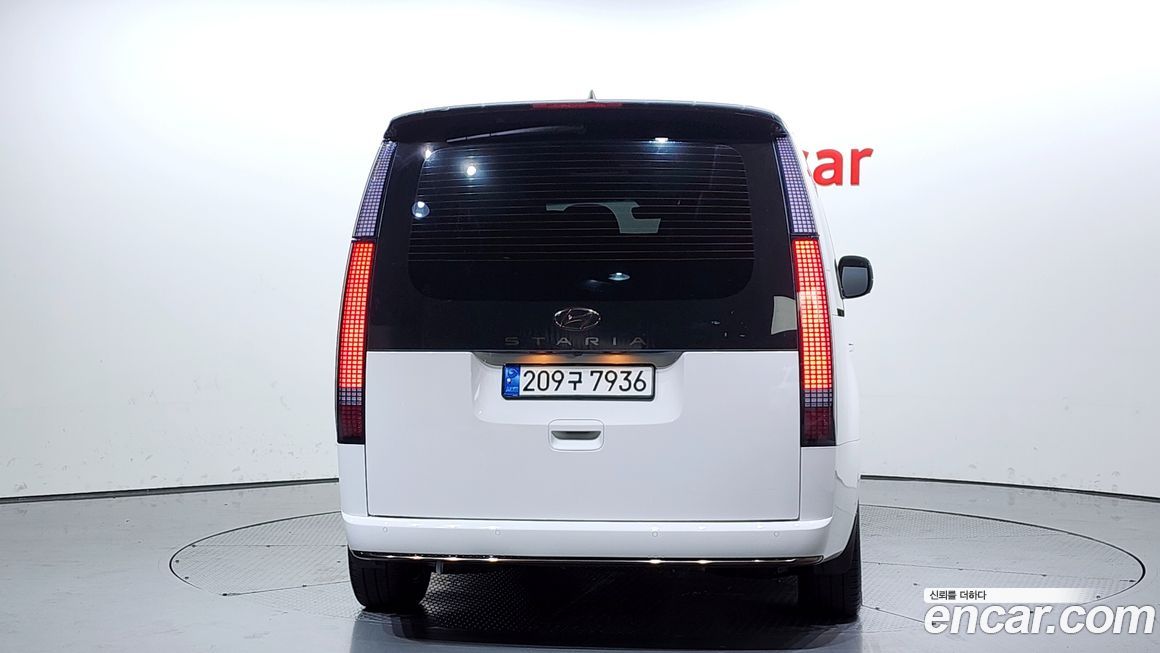 Hyundai Staria 2023