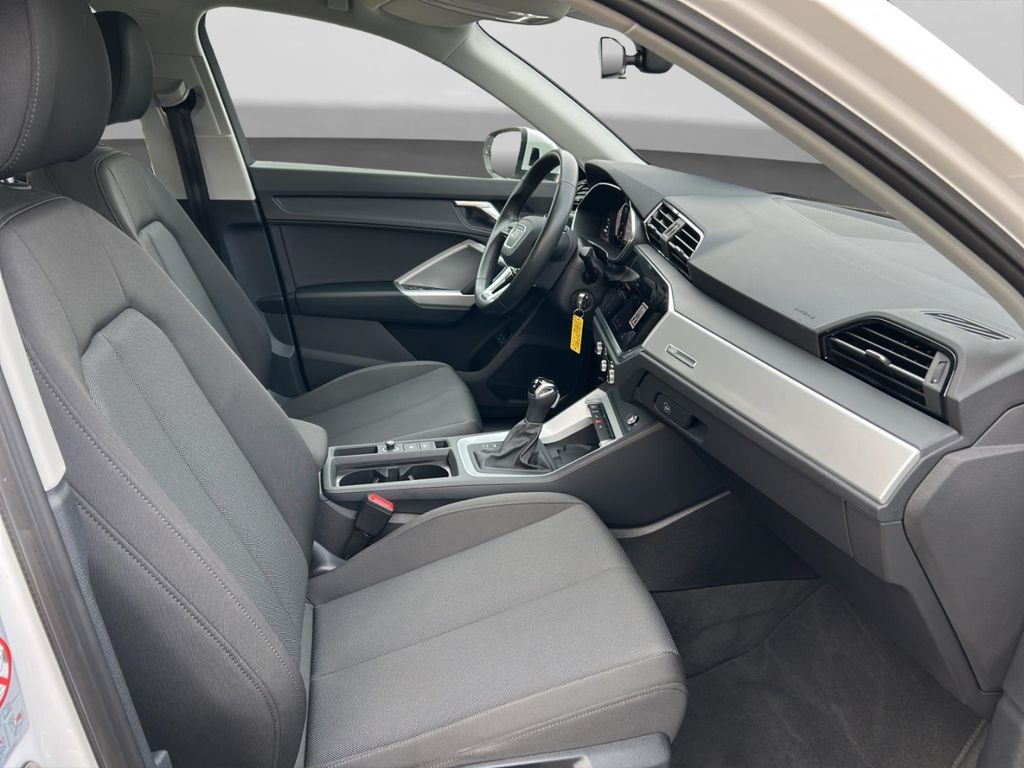 Audi Q3 2021